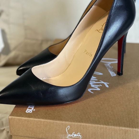 Christian Louboutin - Picture 10 of 13